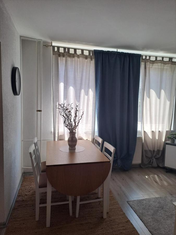 Enjoy Traveling Apartment Tuzla Bagian luar foto